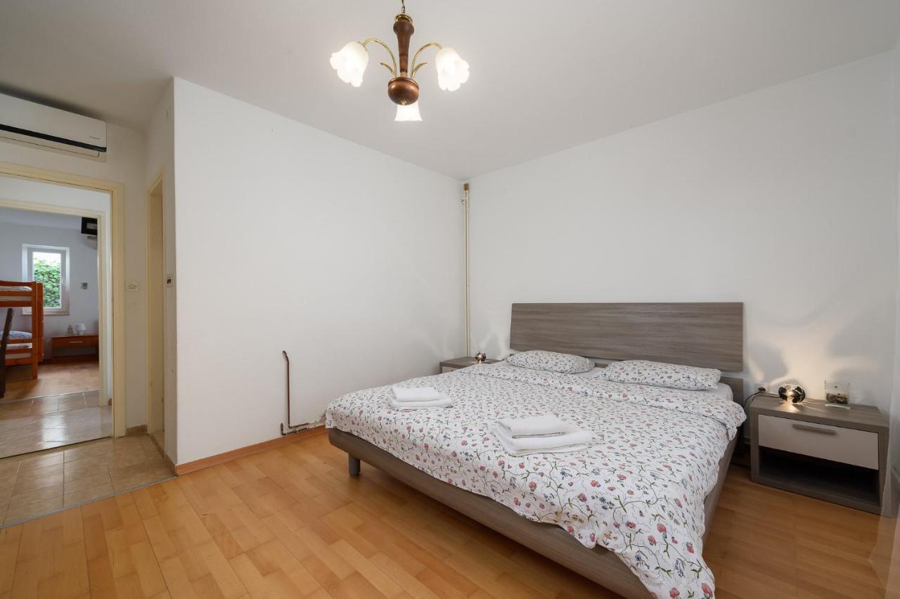 Apartman Inteuro 포레치 외부 사진